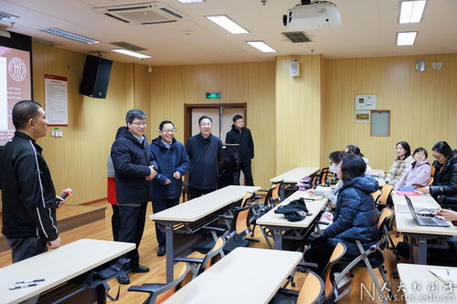 开学在即，林尚立校长深入一线调研教学服务保障，强调优化教育咨询服务机制